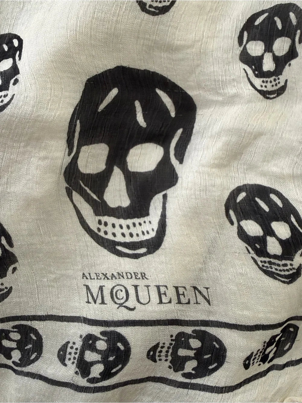 Alexander McQueen Classic Skull Silk Scarf